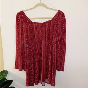 Pattern red long sleeve dress